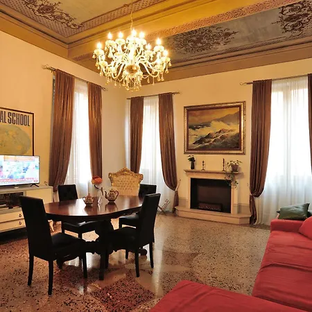 Apartment Anna's House *